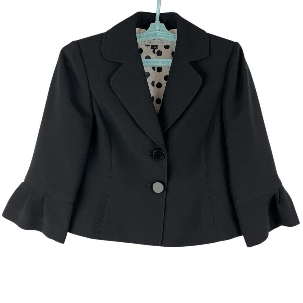 Tahari Women's Lined Black Blazer Jacket Sz 4 Bell Sleeve Two Buttons Polyester